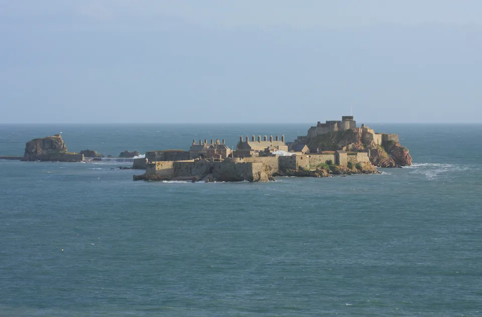 Elizabeth Castle on its coastal island in Jersey